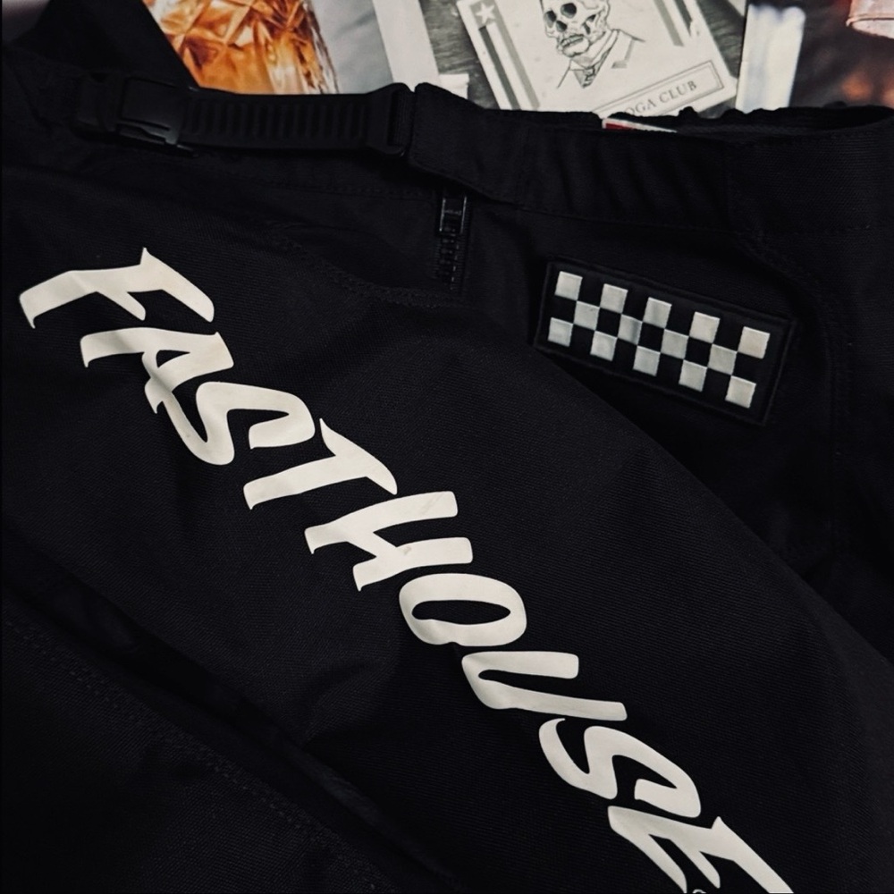 🏍️🦁🏍️ •☠️ FASTHOUSE x YoLo Lifestyle Vibes 👅•🦁🏍️🦁